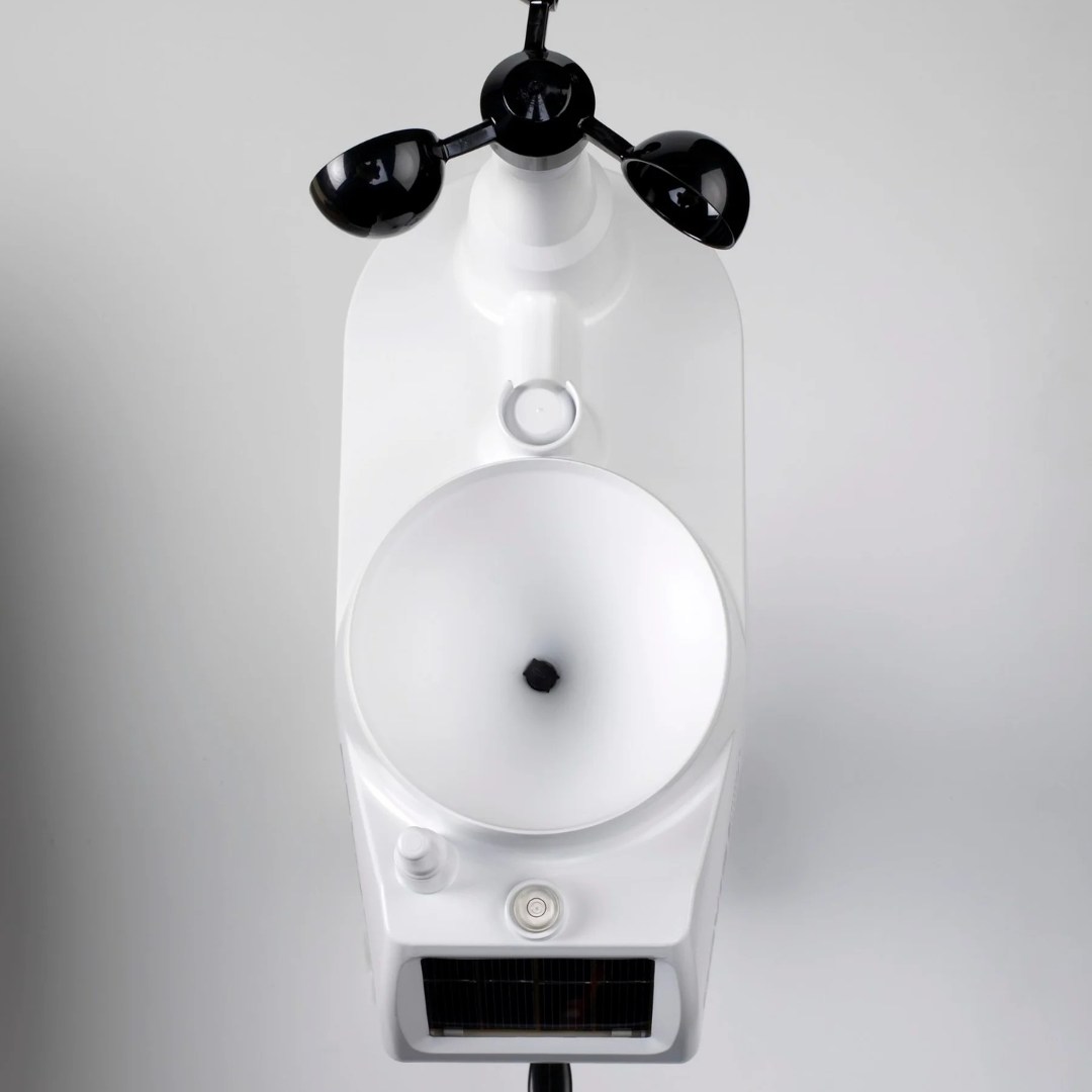 Davis Vantage Vue top view