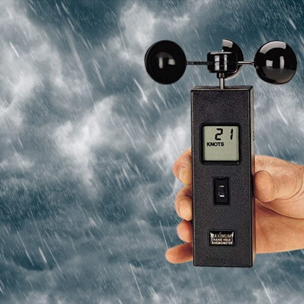 Maximum DIC-3 Hand Held Digital Anemometer